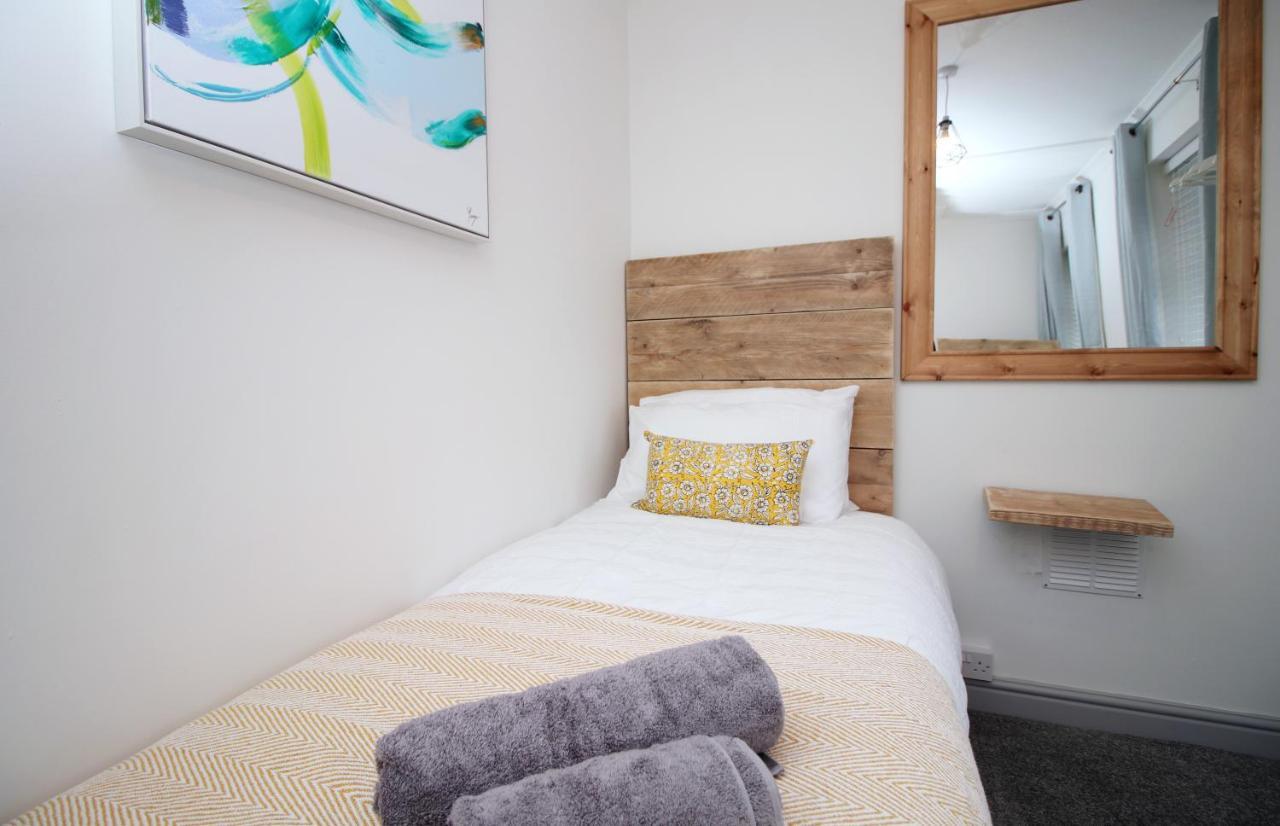 Sleeps 6, Smart Tv'S, Parking Swansea & Morriston Hospital Lägenhet Exteriör bild